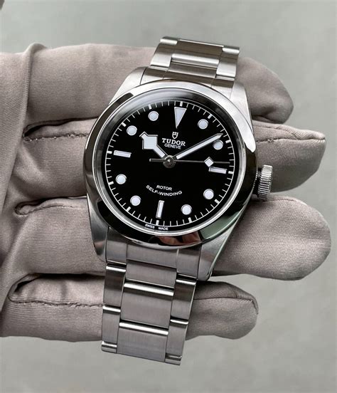 tudor m79540 0001|tudor black bay red.